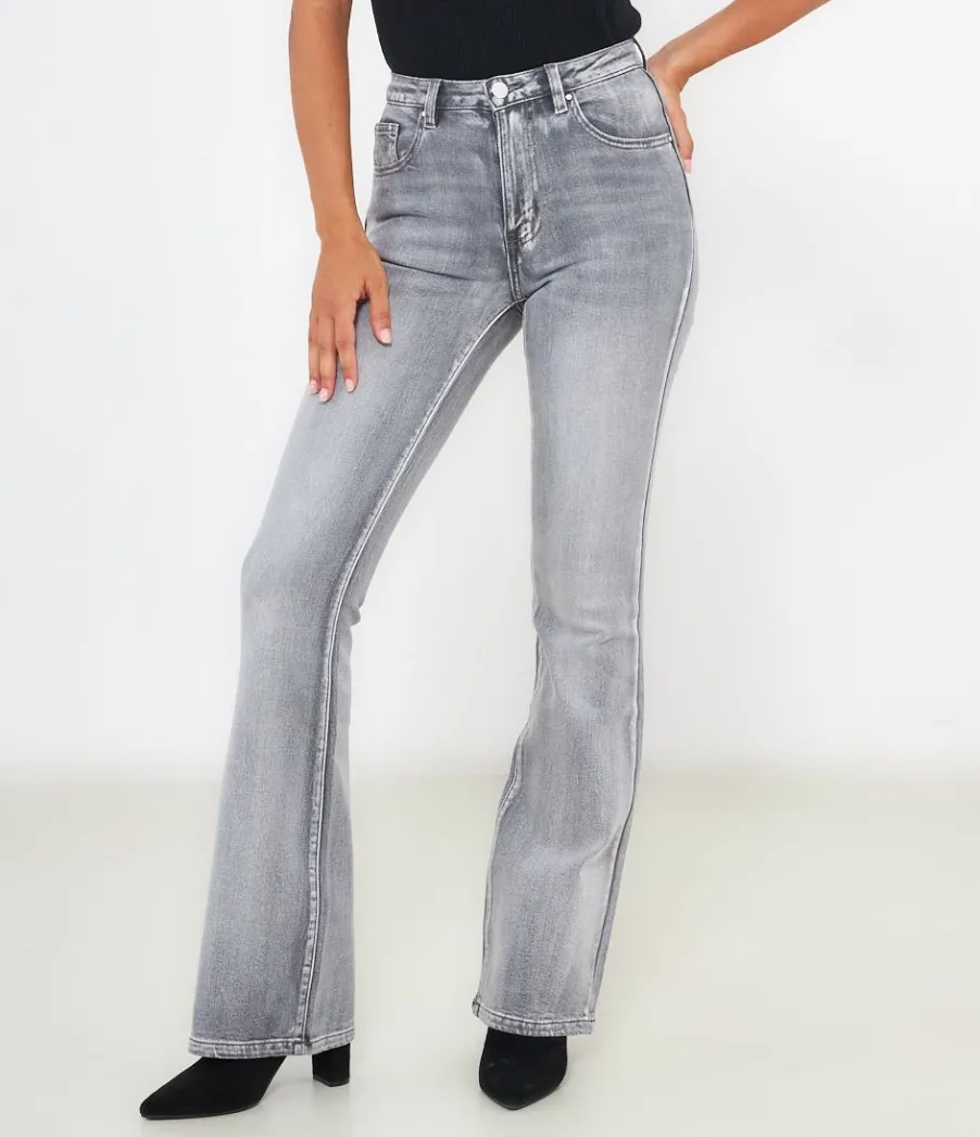 Zuiki Jeans modello flare Hot