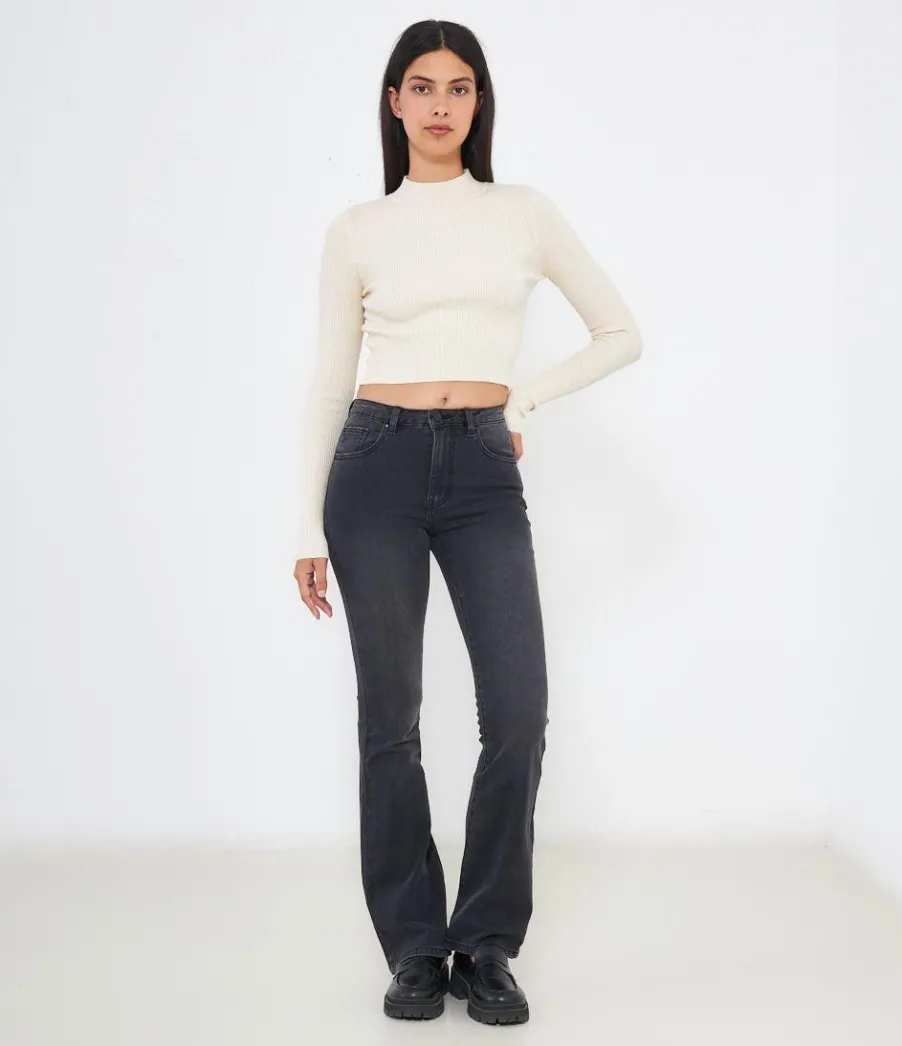 Zuiki Jeans modello flare Hot