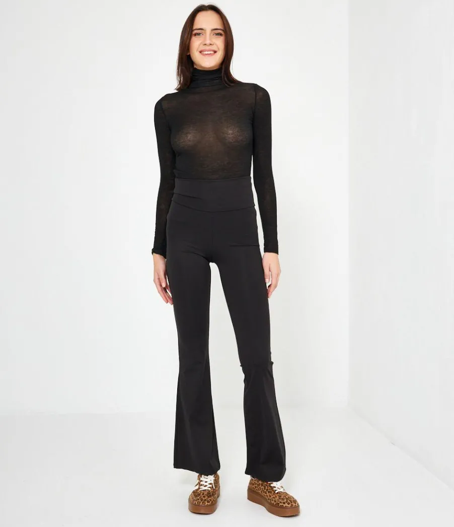 Zuiki Pantaloni flare New