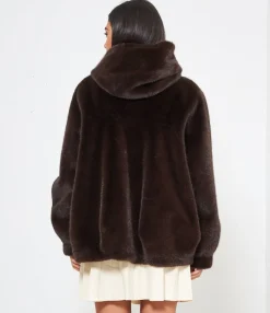 Zuiki Pelliccia over Outlet