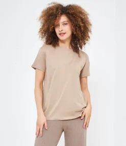 Zuiki T-shirt over Hot