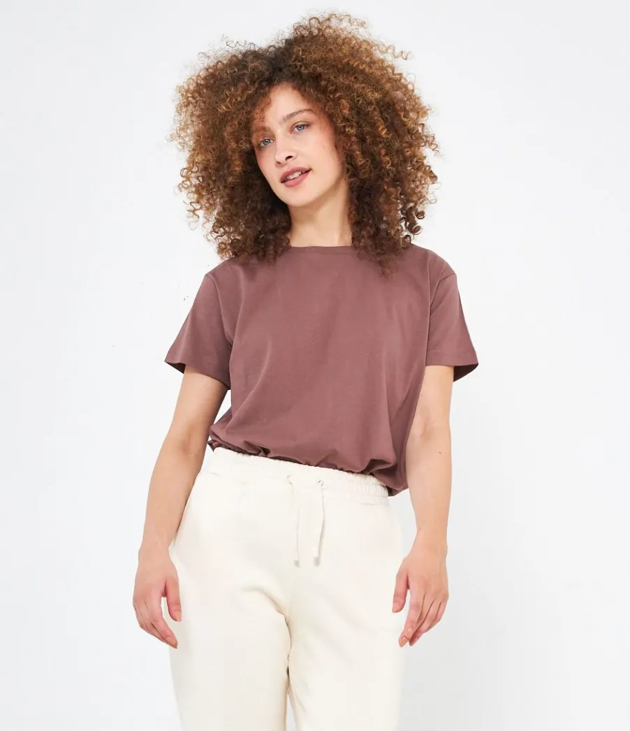 Zuiki T-shirt over Hot
